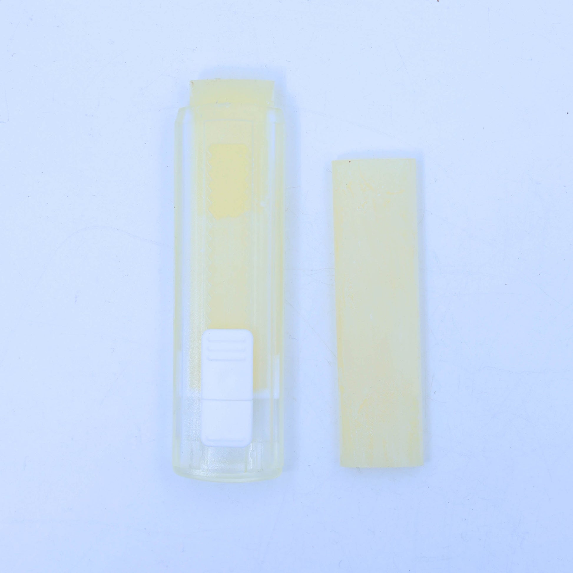 Crafteria STL RAW ERASER PUSH TYPE WITH 1 REFILL/SET