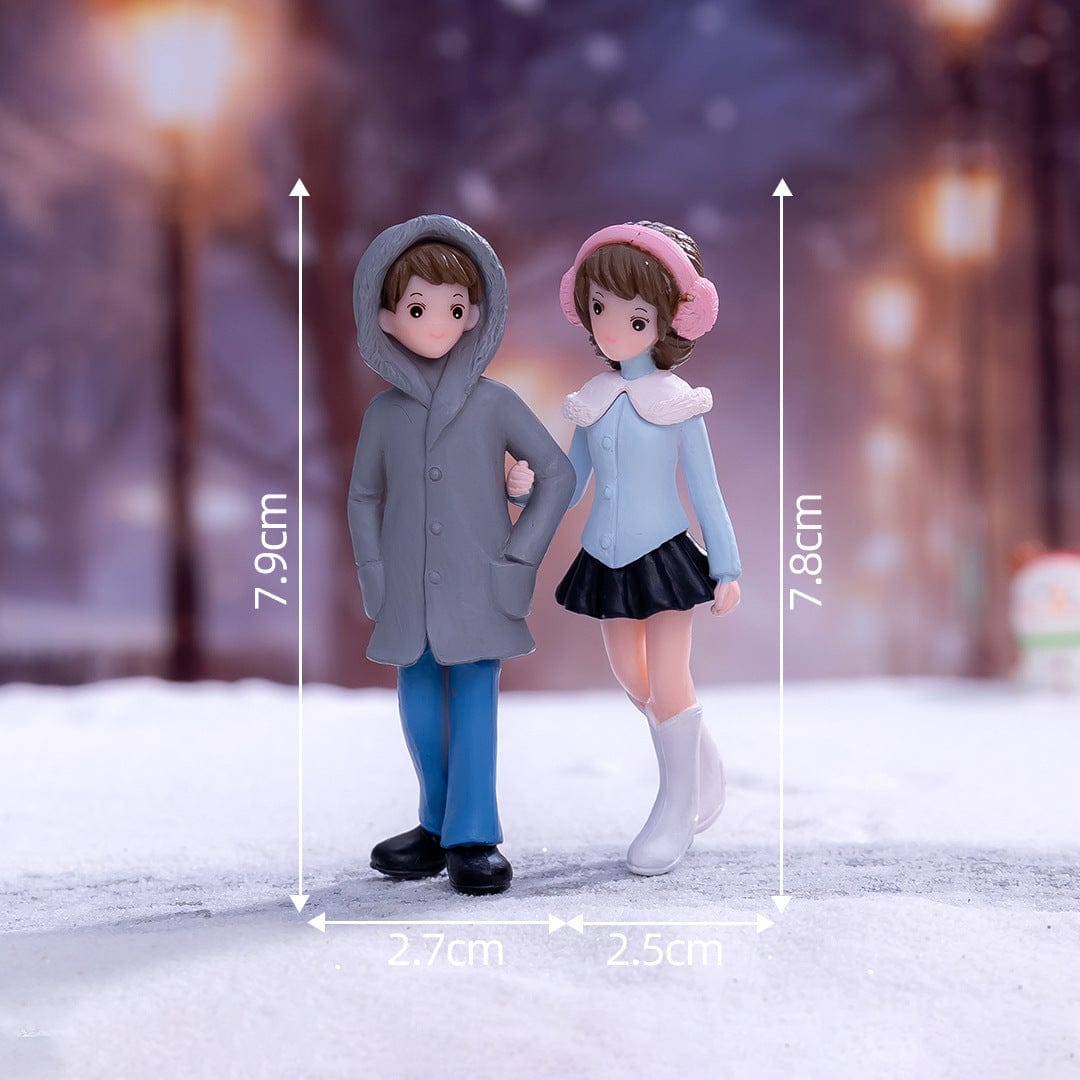 Crafteria A Winter Couple Miniature