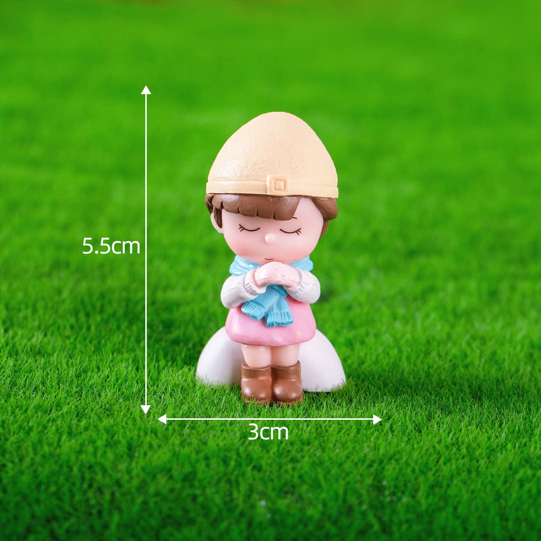 my store MINIATURE Beige Hat Girl