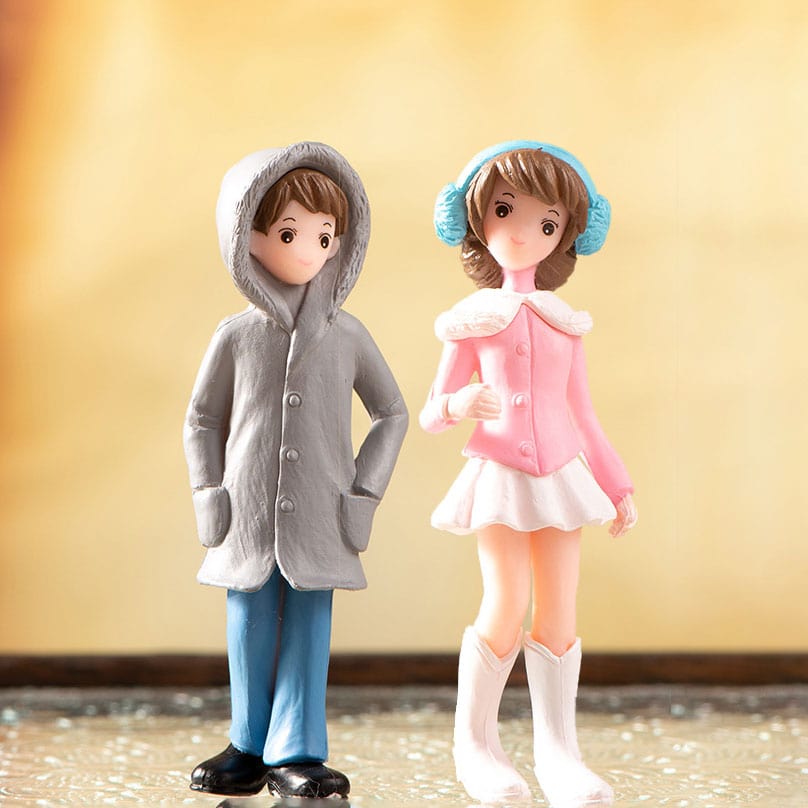 my store MINIATURE Arm Holding Couple