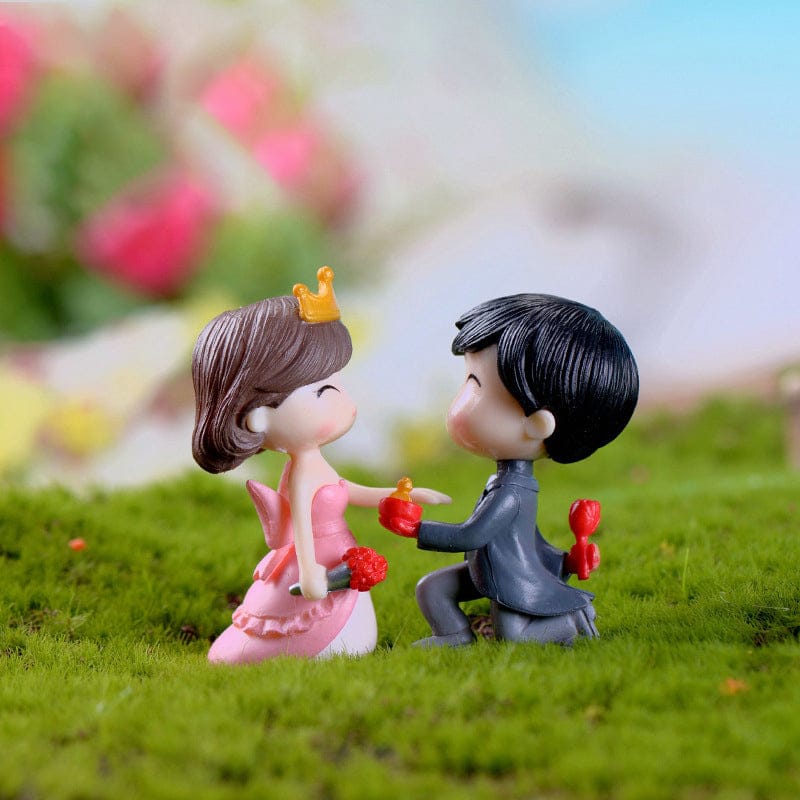 Crafteria A 2 Pcs Dream Cute Couple Proposing