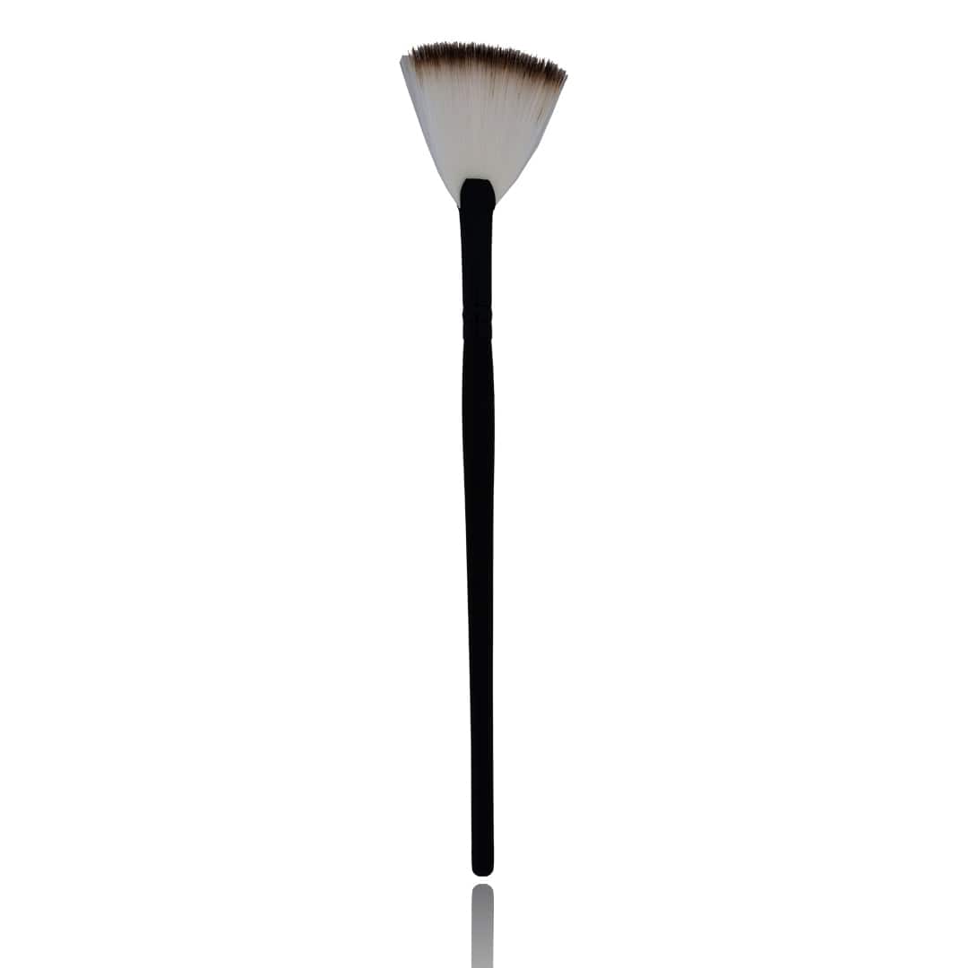 Crafteria fan Makeup art Brush With Black Handle