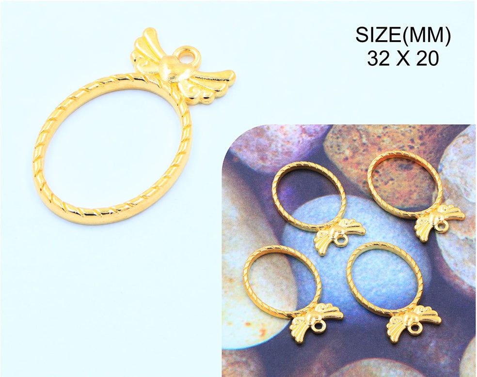 My Store BEZELS GOLD OVAL FRAME WITH HEART WING