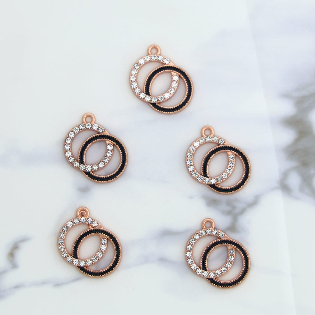 Crafteria BEZELS R.Gold 5Pcs Interlinked Round Charm Bezels With Black Enamel.