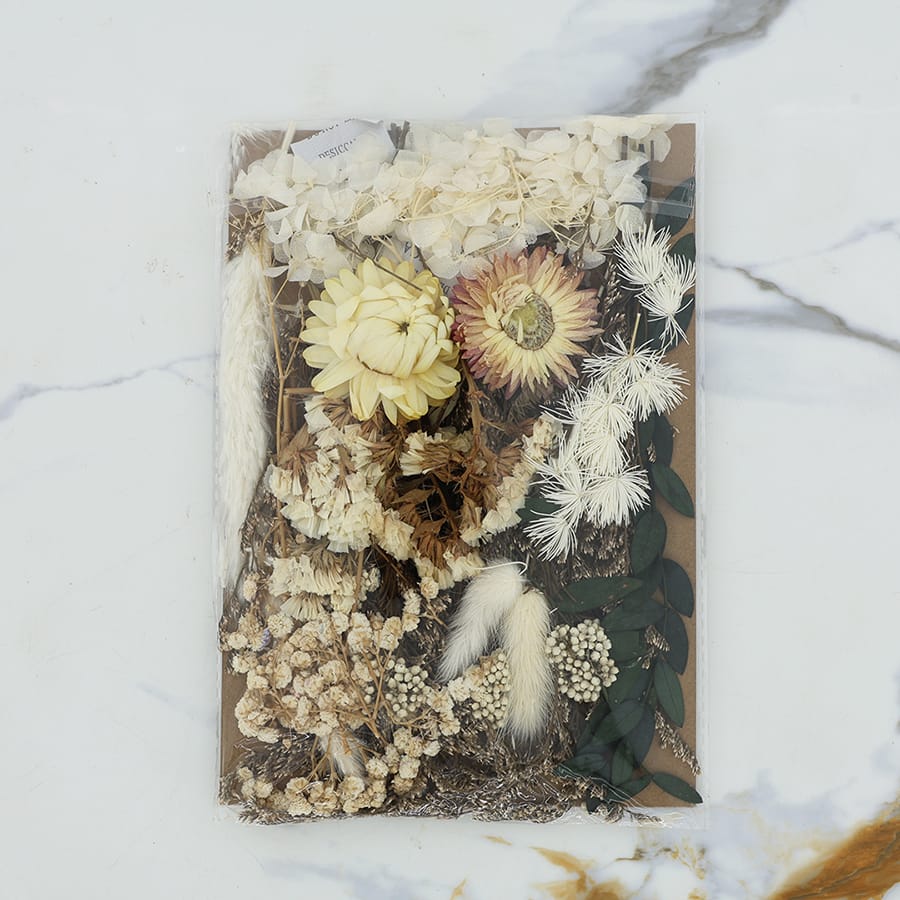 Crafteria Dried Mixed Flower D01