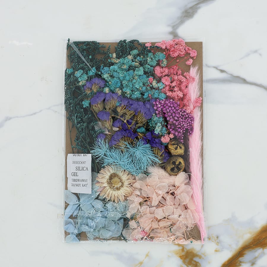 Crafteria Dried Mixed Flower D13