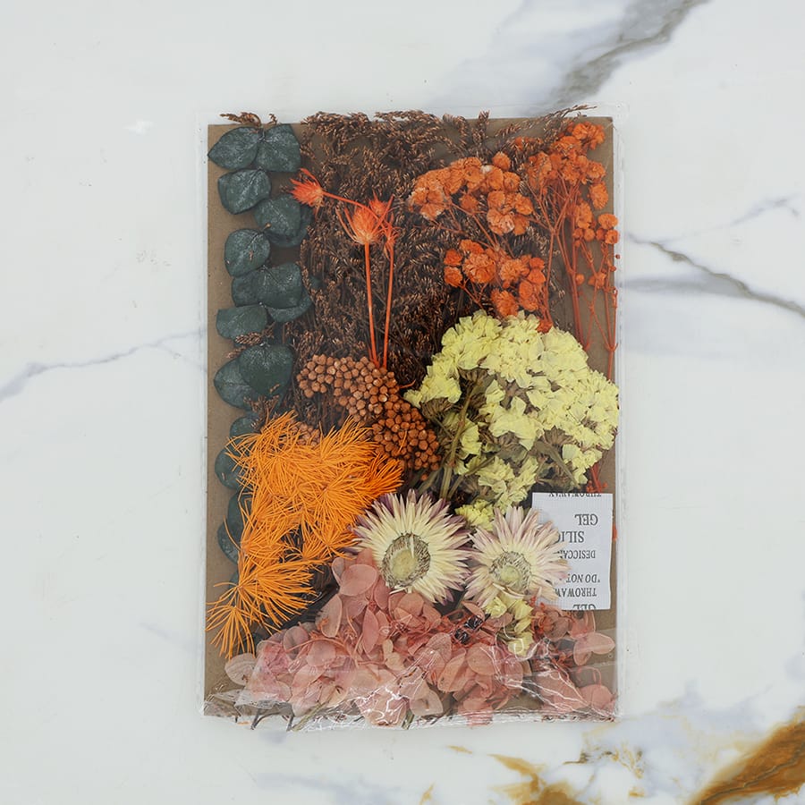 Crafteria Dried Mixed Flowers D018