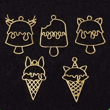 my store RESIN ACC 5 IN 1 ICE-CREAM SHAPE GOLD COLOUR BAZELS