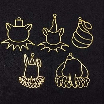 my store RESIN ACC 5 IN 1 MIX DESIGNS & GOLD COLOUR BAZELS