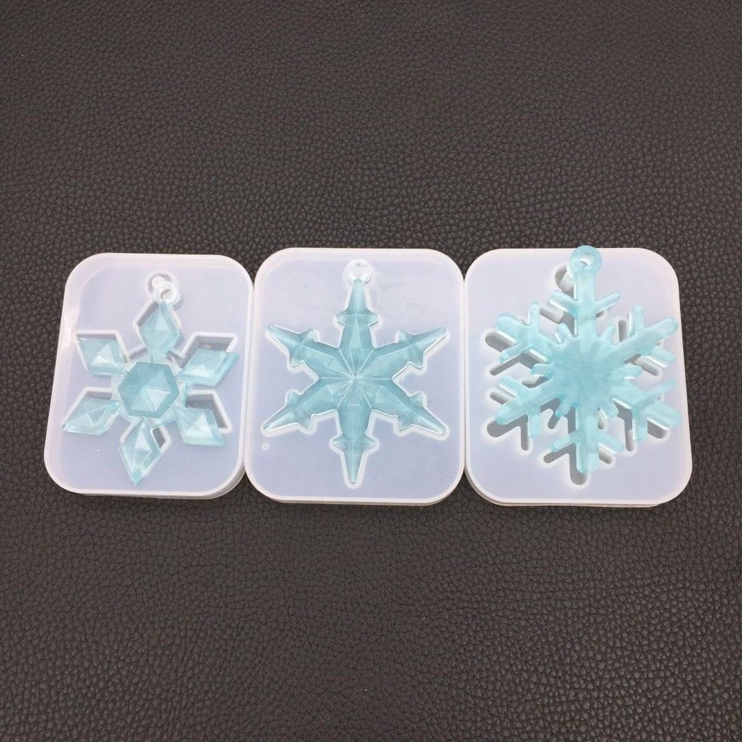 Crafteria 3 IN 1 SNOWFLAKES PENDANT & KEYCHAIN MOULD