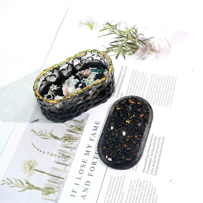 Oval Shaped With Mosaic Texture Storage Box