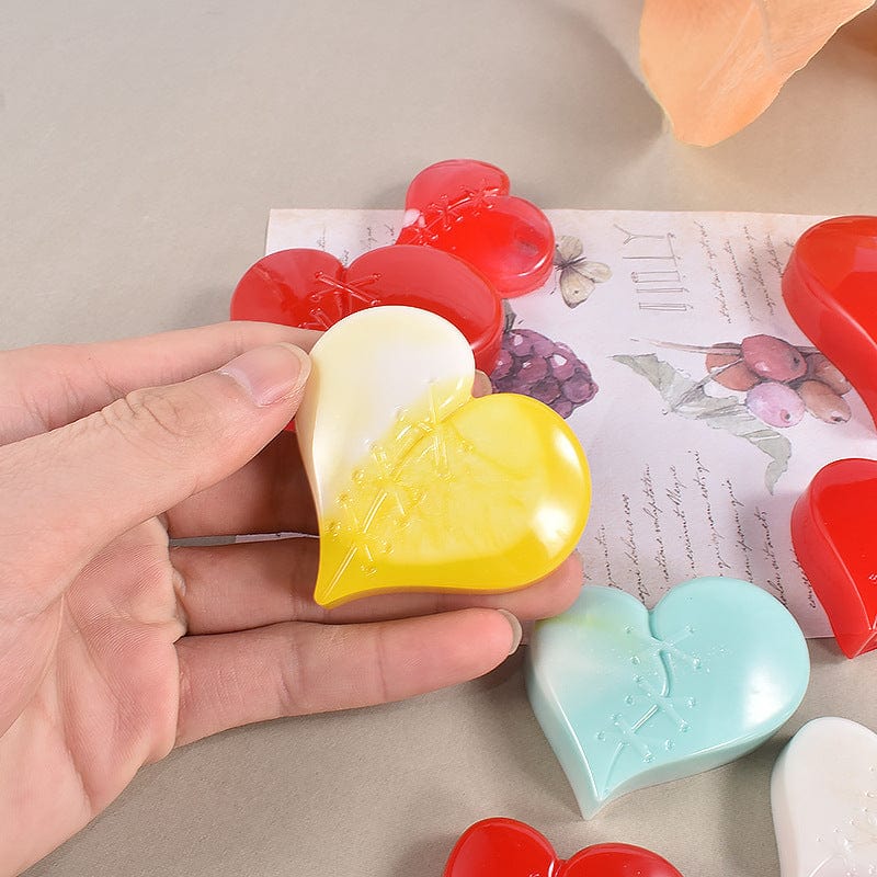 Rubbing Stitching Patching Heart Shaped Keychain & Pendant Mould