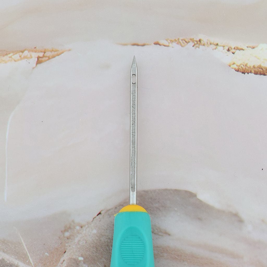 Crafteria Candle Wick Needle